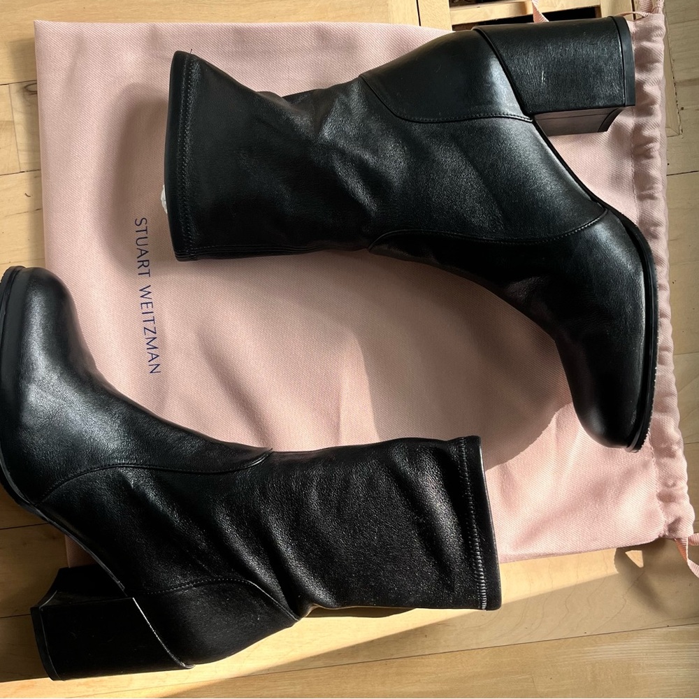 Stuart Weitzman Black Heeled Boots Sleek Design